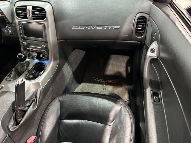 Used 2007 Chevrolet Corvette Z06 w/ Preferred Equipment Group RWD image 19