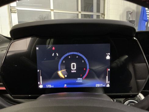 Used 2025 Chevrolet Trax RS w/ Sunroof Package image 25