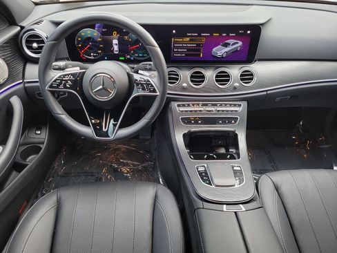 Used 2022 Mercedes-Benz E 450 4MATIC Sedan image 7
