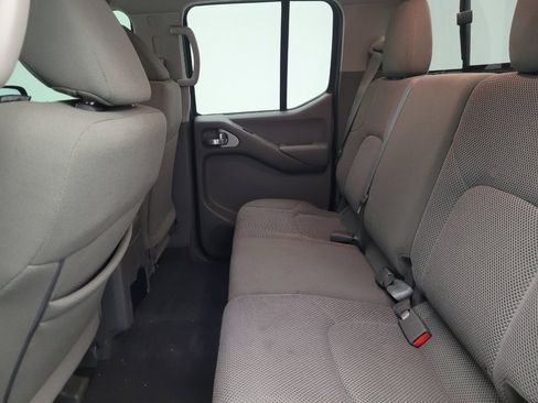 Used 2019 Nissan Frontier SV RWD image 18