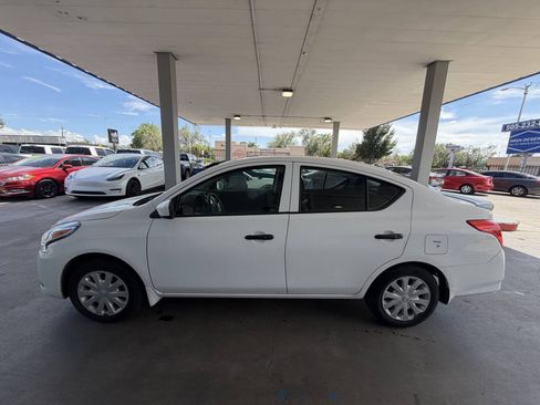 Used 2018 Nissan Versa S Plus FWD image 5