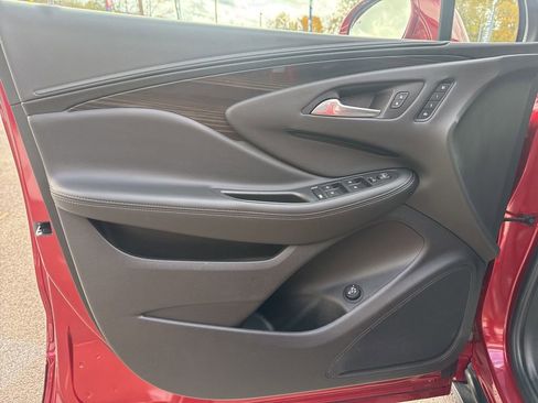 Used 2020 Buick Envision Essence image 17