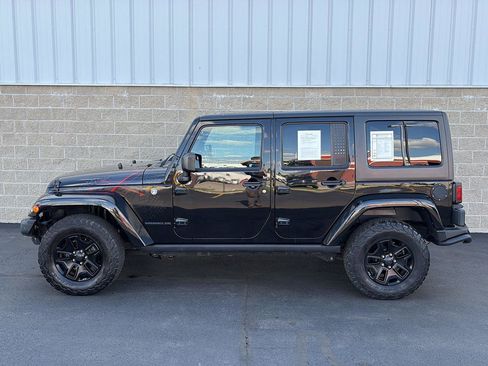Used 2016 Jeep Wrangler Unlimited Sahara AWD/4WD image 33