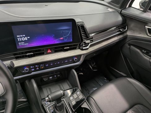 Used 2023 Kia Sportage X-Line image 12