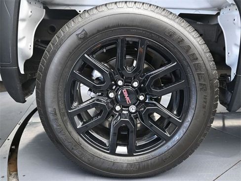 Certified 2024 GMC Sierra 1500 Pro w/ Graphite Edition image 9