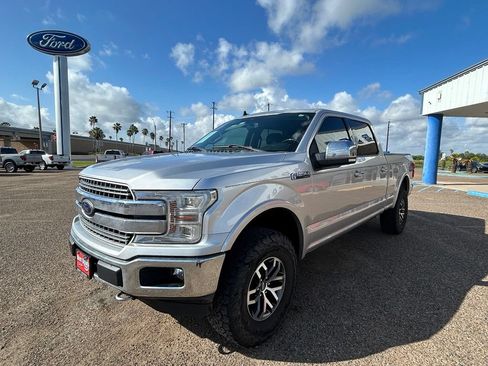 Used 2019 Ford F150 Lariat w/ Equipment Group 502A Luxury AWD/4WD image 3