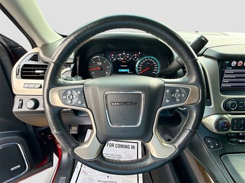 Used 2019 GMC Yukon XL Denali w/ Denali Ultimate Package image 12