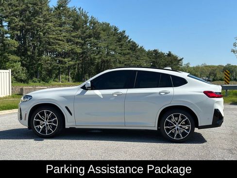 Used 2022 BMW X4 xDrive30i w/ M Sport Package 2 AWD/4WD image 4