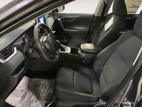 New 2025 Toyota RAV4 LE image 9