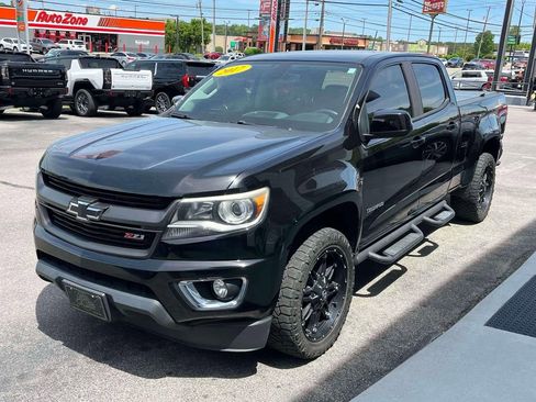 Used 2017 Chevrolet Colorado Z71 AWD/4WD image 7
