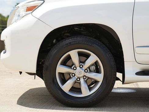 Used 2013 Lexus GX 460 Premium AWD/4WD image 9