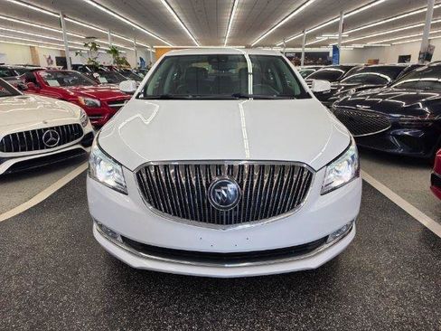 Used 2016 Buick LaCrosse Premium w/ Driver Confidence Package #1 FWD image 3