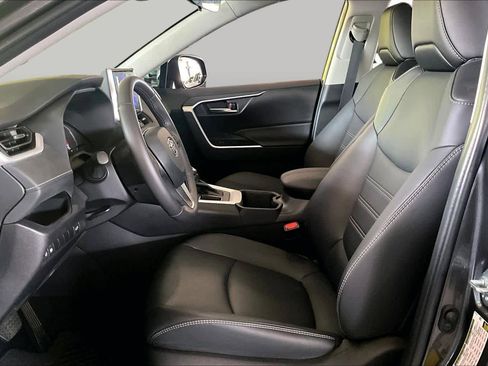 Used 2024 Toyota RAV4 XLE Premium FWD image 7