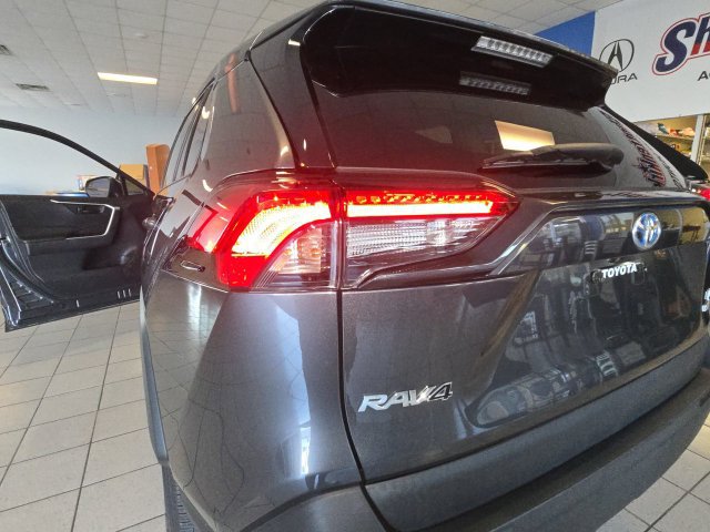 Used 2023 Toyota RAV4 LE AWD/4WD image 26