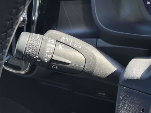 Certified 2023 Volvo C40 P8 Recharge Plus image 21