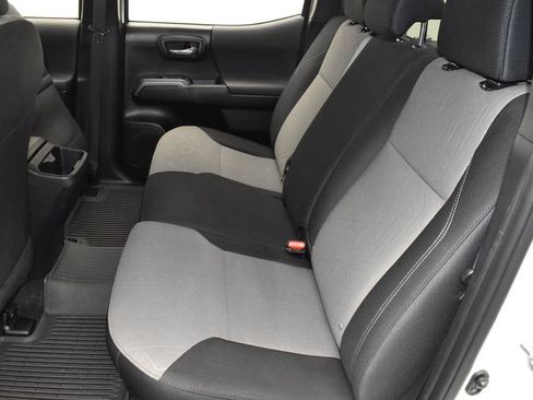 Used 2023 Toyota Tacoma TRD Sport AWD/4WD image 35