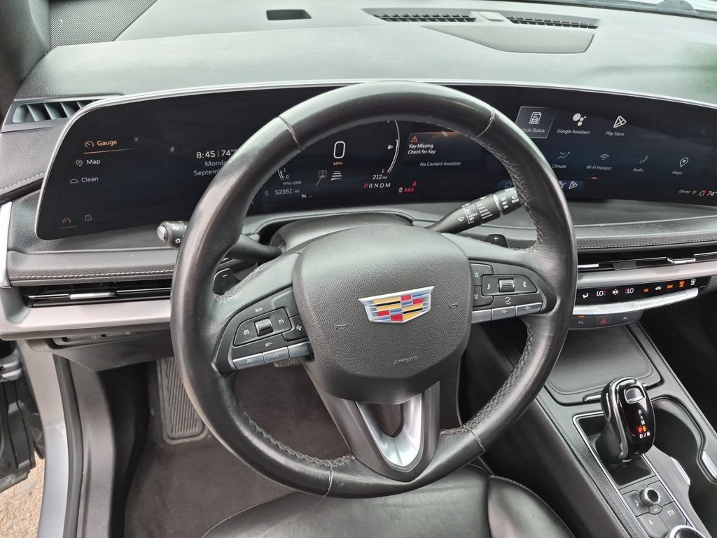 Used 2024 Cadillac XT4 Premium Luxury FWD image 11