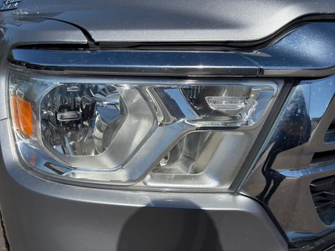 Used 2022 RAM 1500 Big Horn AWD/4WD image 9