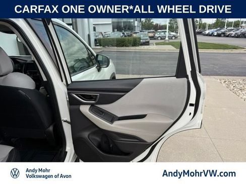 Used 2022 Subaru Forester AWD/4WD image 17