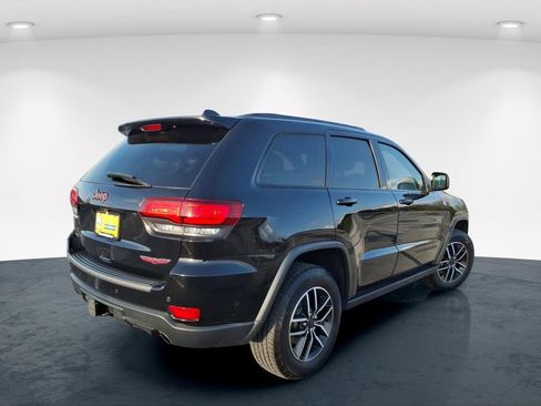 Used 2020 Jeep Grand Cherokee Trailhawk w/ Trailhawk Luxury Group image 7