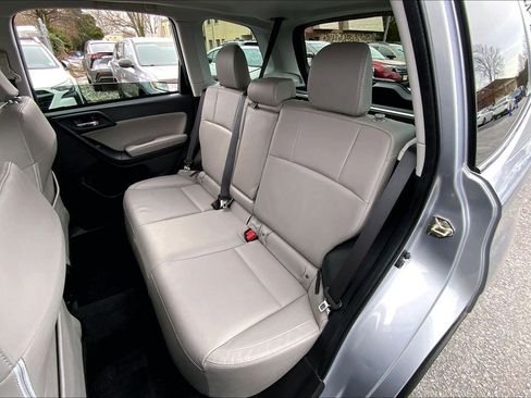 Used 2018 Subaru Forester 2.5i Limited image 19