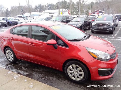 Used 2017 Kia Rio LX w/ Power Package image 2