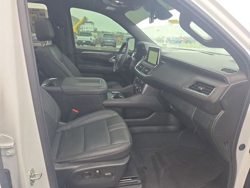 Used 2024 Chevrolet Tahoe RST AWD/4WD image 34
