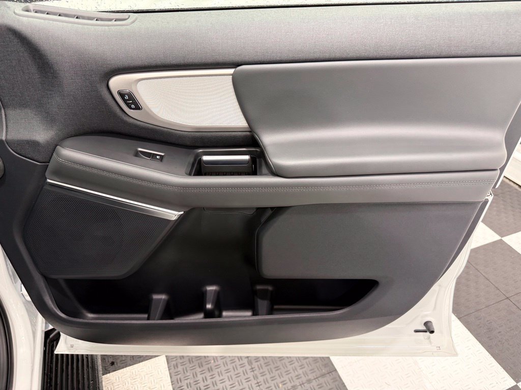 New 2027 Ford Expedition Active AWD/4WD image 29