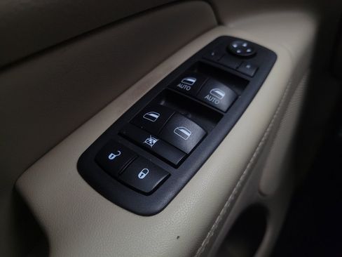 Used 2018 Jeep Grand Cherokee Limited RWD image 27