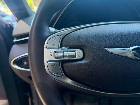 Used 2024 Genesis GV70 2.5T w/ Advanced Package AWD/4WD image 14