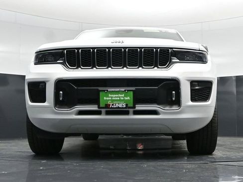 Certified 2022 Jeep Grand Cherokee L Overland w/ Luxury Tech Group IV image 60
