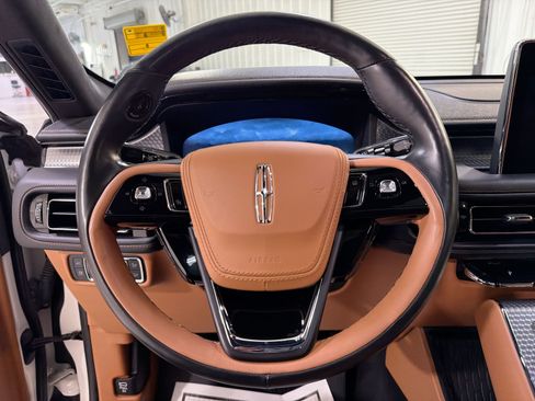 Used 2023 Lincoln Aviator Black Label Grand Touring w/ Class IV Trailer Tow Package image 13