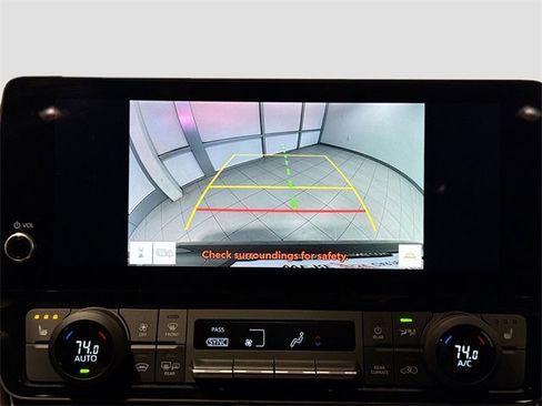 Certified 2025 Toyota Grand Highlander XLE image 12