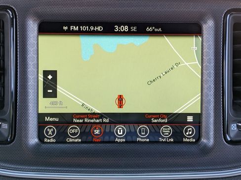 Used 2017 Dodge Challenger R/T Scat Pack w/ Leather Interior Group image 13