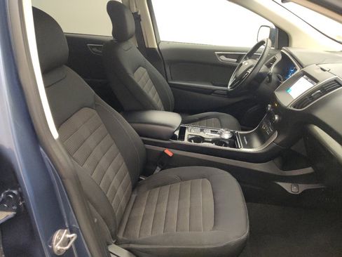Used 2019 Ford Edge SEL image 21