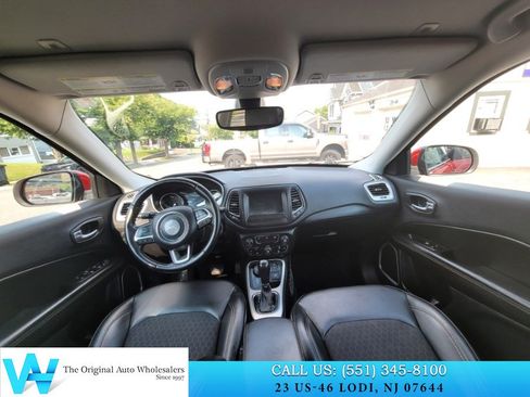 Used 2019 Jeep Compass Latitude w/ Popular Equipment Group AWD/4WD image 12