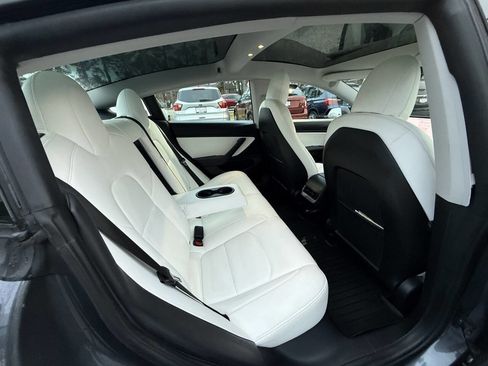 Used 2021 Tesla Model 3 Long Range image 11