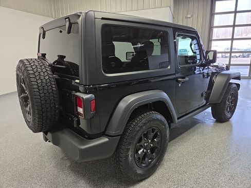 Used 2022 Jeep Wrangler Willys image 7