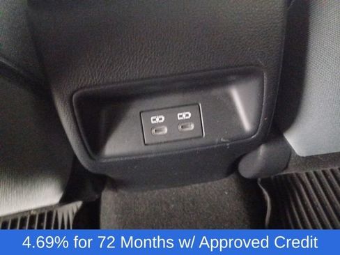 Used 2025 Toyota Corolla SE FWD image 11