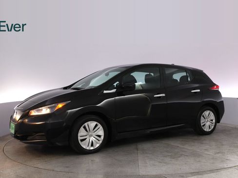 Used 2025 Nissan Leaf S FWD image 18