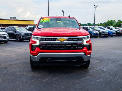 Used 2026 Chevrolet Silverado 1500 LT AWD/4WD image 2