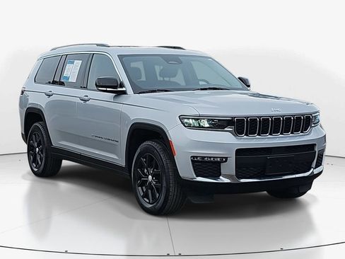 Used 2023 Jeep Grand Cherokee L Limited image 2