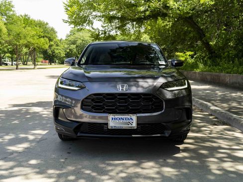 Certified 2026 Honda HR-V LX image 3