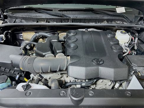 Certified 2023 Toyota 4Runner SR5 image 27