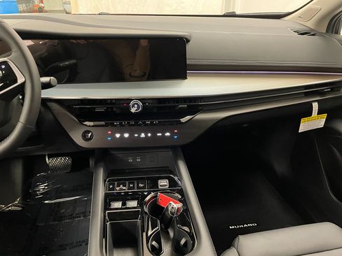 New 2025 Nissan Murano SL image 9