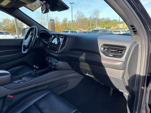 Used 2024 Dodge Durango GT image 35