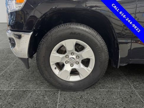 Used 2019 RAM 1500 Big Horn image 24