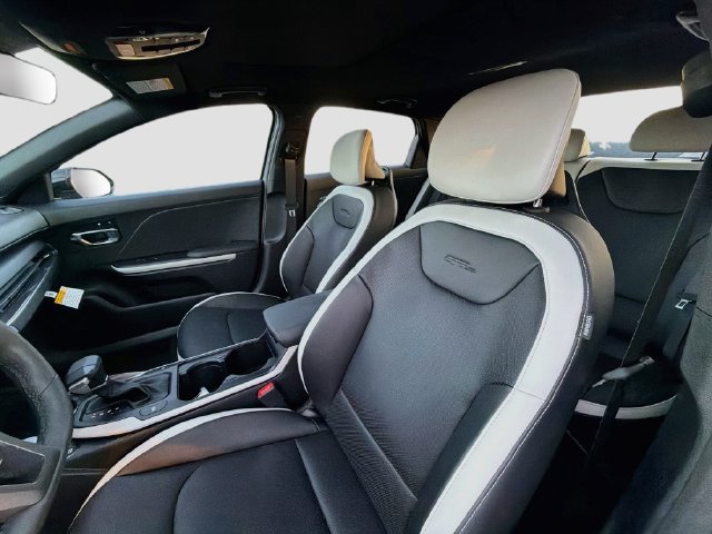New 2026 Kia K4 GT-Line FWD image 19