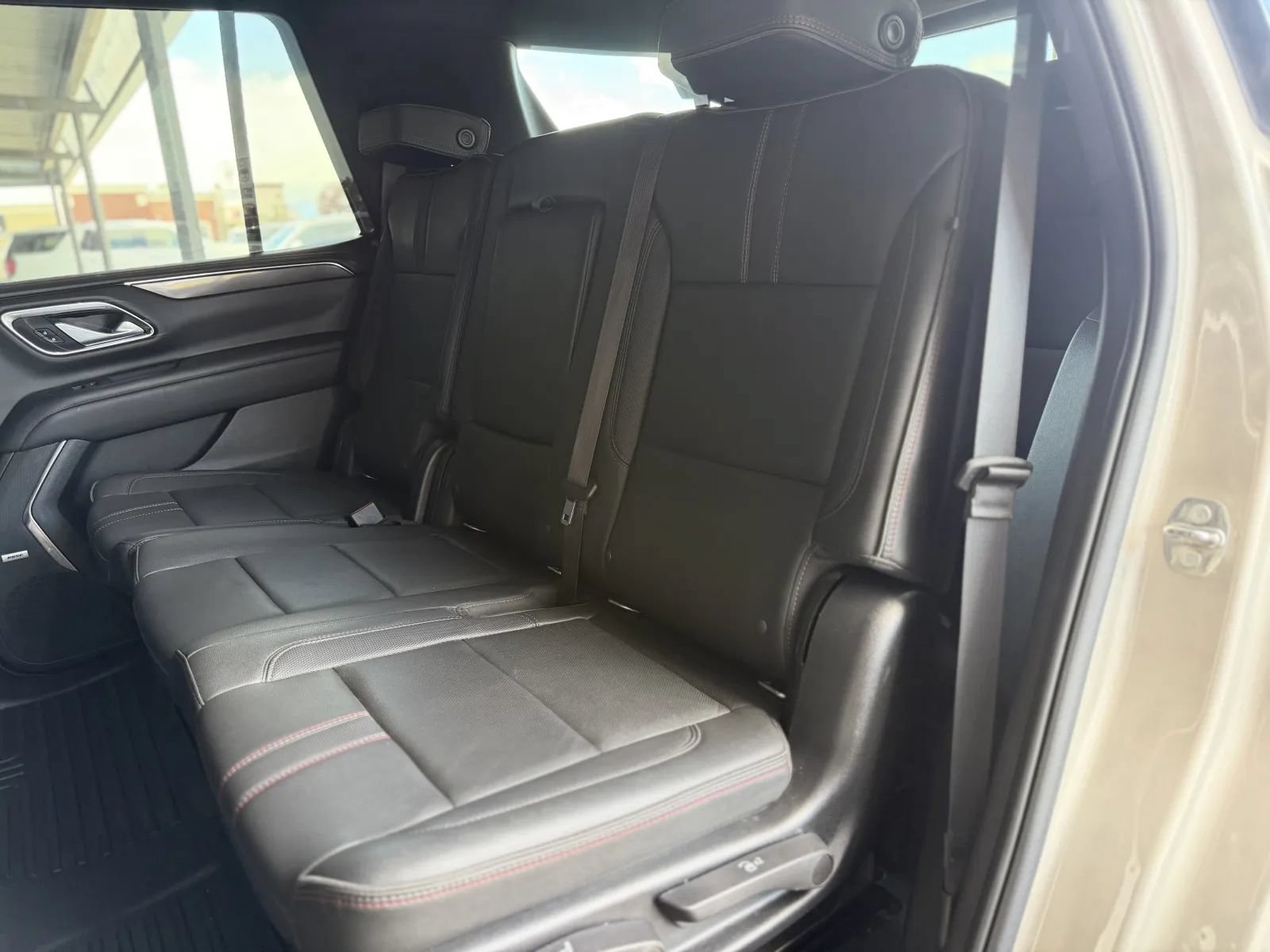 Used 2022 Chevrolet Tahoe RST AWD/4WD image 15