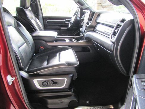 Used 2021 RAM 1500 Laramie w/ Sport Appearance Package AWD/4WD image 12